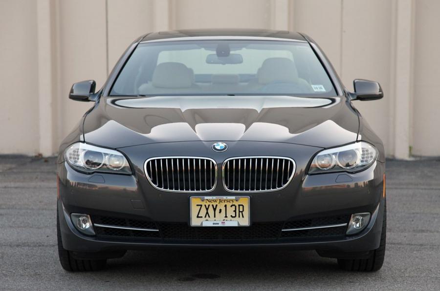  BMW 528i xDrive 2012 года  (фото 7 из 41)